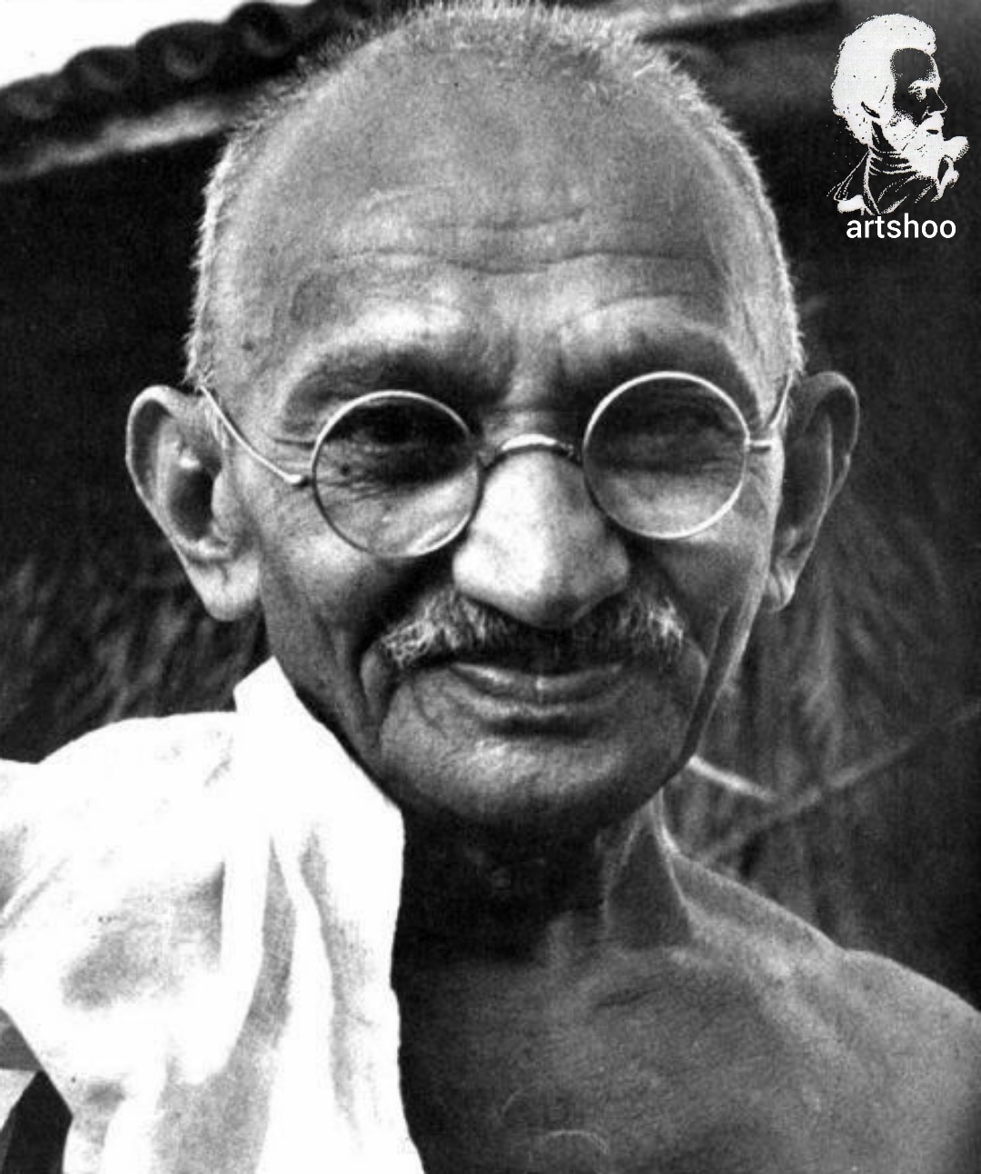 مدل پرتره سیاه قلم